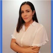 Profesora de Filosofía y Humanidades